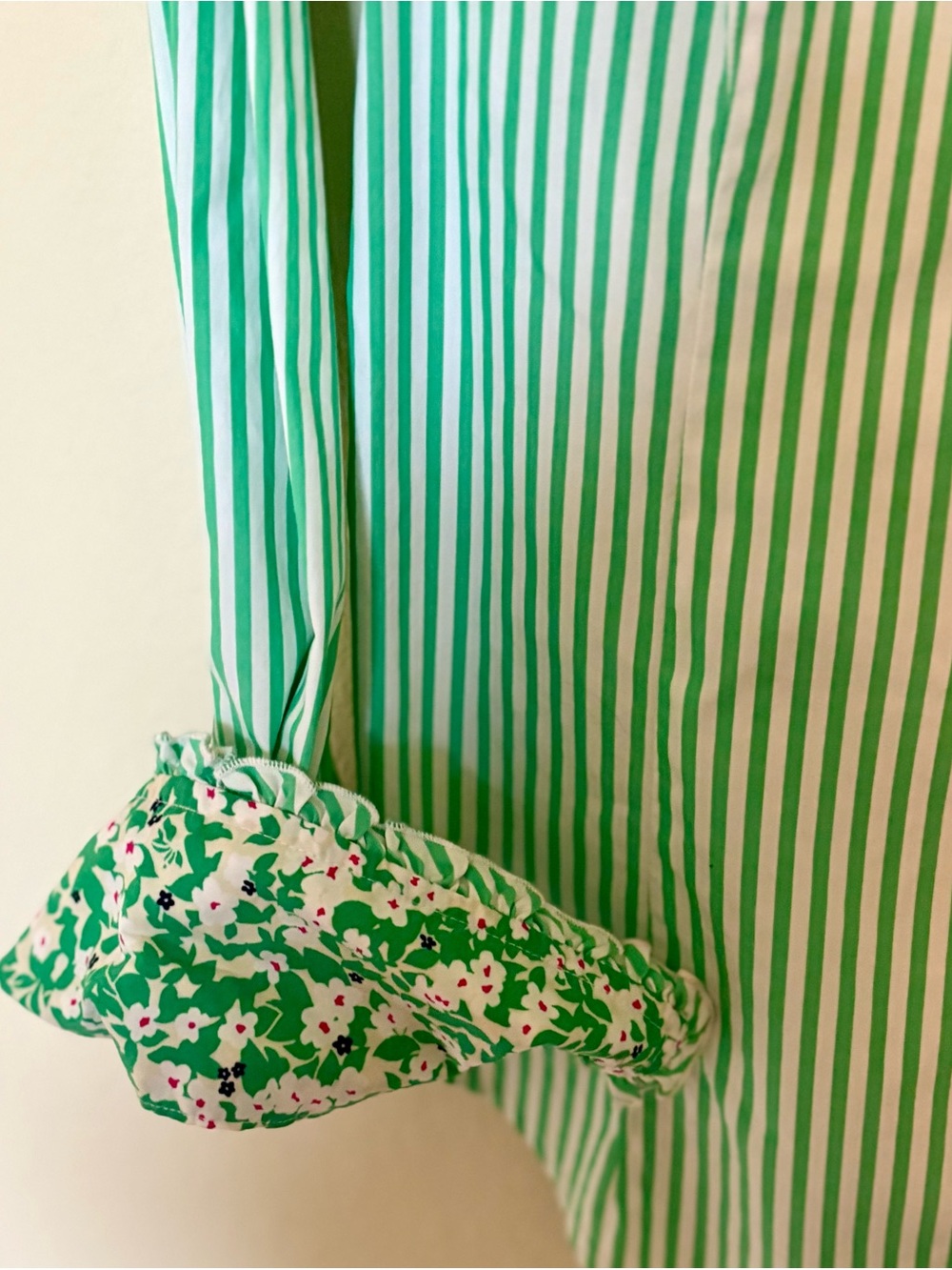 Lilly Pulitzer green striped button down shirt Sz 10 - Picture 5 of 5